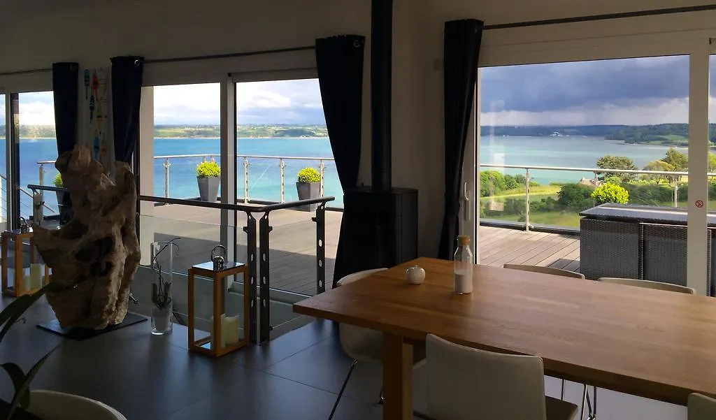 Chambres D'Hotes Vue Mer Карантек